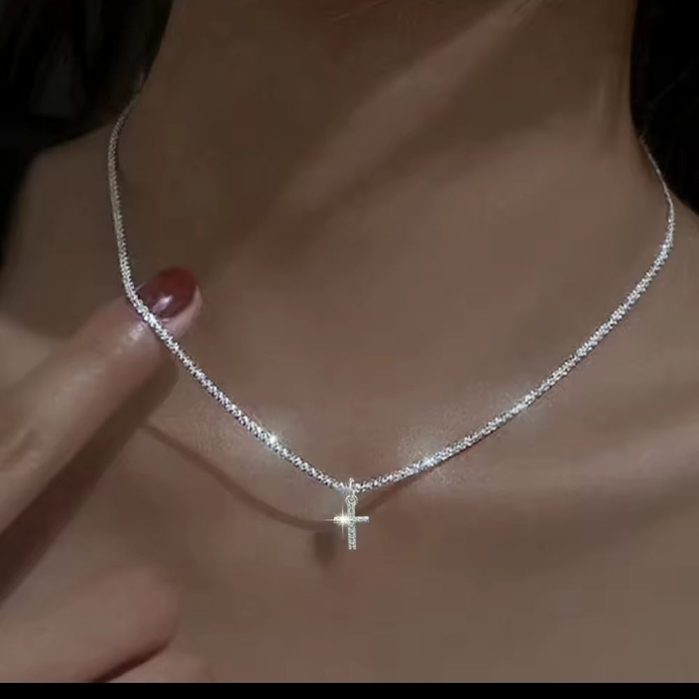 CKEAEANCE Stainless Steel Silver Cross Necklace 18"inch Length